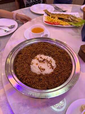 ندى مرحبا للمأكولات البحرية