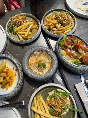 ‪buur Brunch & Dinner‬