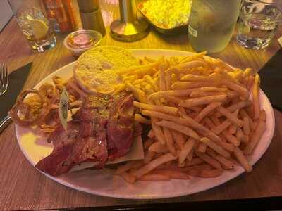 ‪hurricane's Grill & Bar The Beach‬