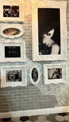 ‪paparazzi Tuscan‬