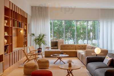 ‪charlie Lane Dubai - Internet City‬