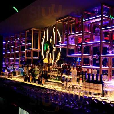 ‪underground Club‬