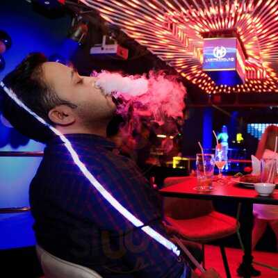 ‪underground Club‬