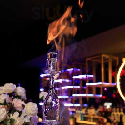 ‪underground Club‬