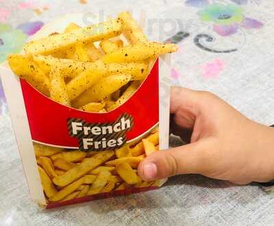 ‪the Scooter Cafe‬