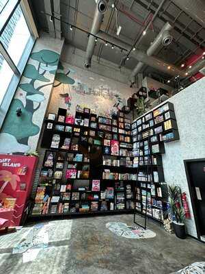 ‪the Six Board Gaming Cafe‬