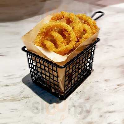 ‪sal's Burger Kitchen - The Palm‬