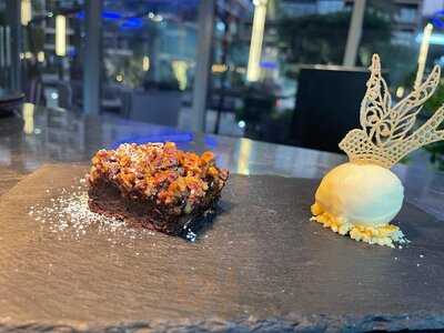 ‪dinette Kitchens‬