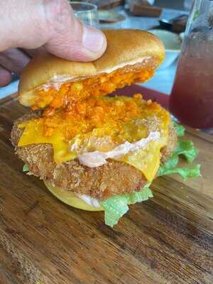 مطعم الشيف اياد