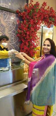 ‪raj Mahal Restaurant‬