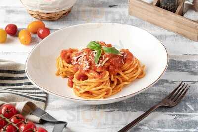 ‪casa Della Pasta - Circle Mall‬