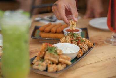 ‪pele Pool Bar & Social Hub‬