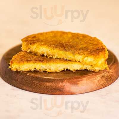 ‪sal's Burger Kitchen‬