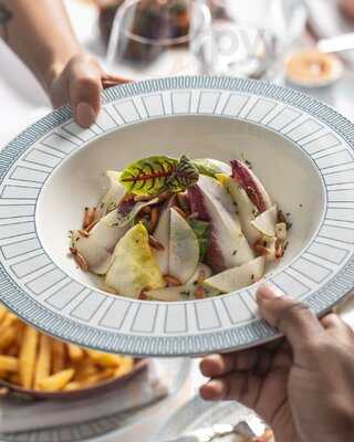 ‪la Voile Rouge‬