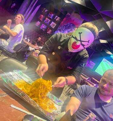 ‪madness Restaurant‬