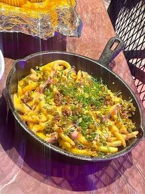 ‪madness Restaurant‬