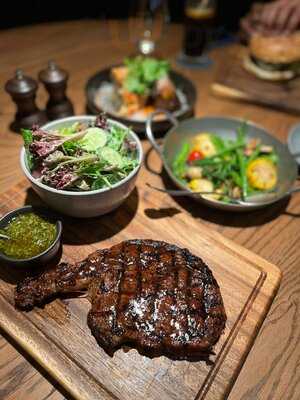 ‪hunter & Barrel Mirdif‬