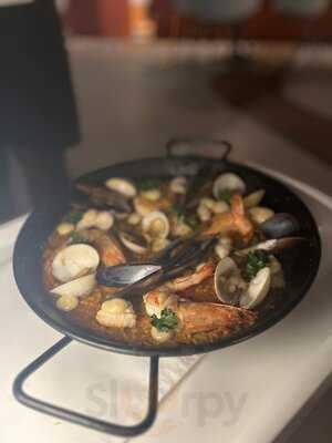 ‪peaches & Cream Beach Restaurant‬