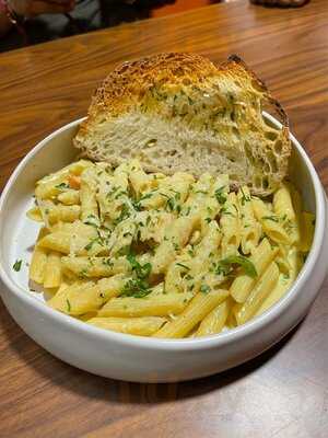 ‪unwind Speciality Boardgame Cafe‬