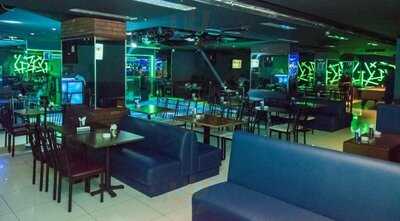 ‪manila 21 Café‬