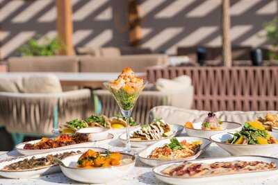 ‪neem Tree Lounge‬