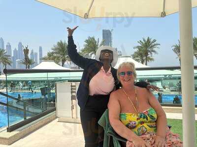 ‪myami Pool Bar & Lounge‬