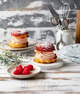 ‪risen Cafe And Artisanal Bakery - Business Bay‬