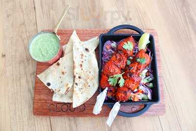 ‪cloud 10 Restaurant & Cafe‬