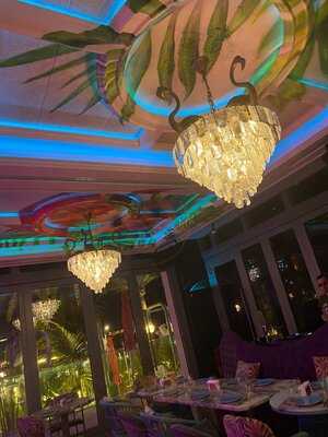 ‪black Flamingo Dubai‬