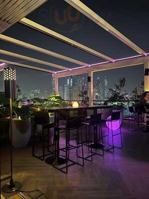 ‪barfly By Buddha - Bar Dubai‬