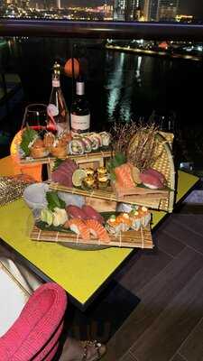 ‪barfly By Buddha - Bar Dubai‬