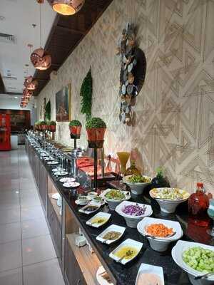 ‪grand Buffet Restaurant‬