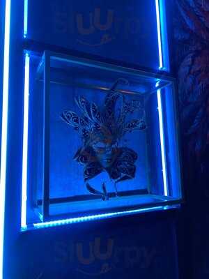 ‪crazy Mask Restobar & Lounge‬