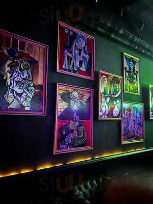 ‪crazy Mask Restobar & Lounge‬