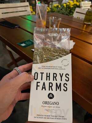 ‪philotimos Meze & Grill‬