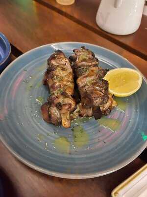 ‪philotimos Meze & Grill‬