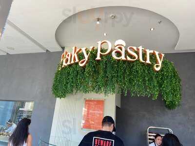 ‪flaky Pastry Croissant Co.‬