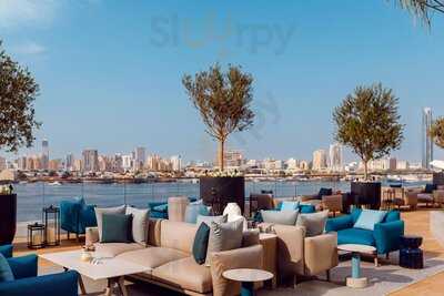 ‪luma Pool Lounge‬