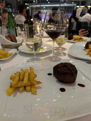 ‪estiatorio Milos‬