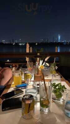 ‪ría Restaurant & Beach Bar‬