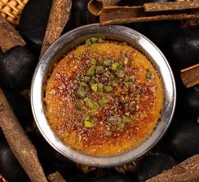 ‪luqa Restaurant & Cafe, Lounge‬