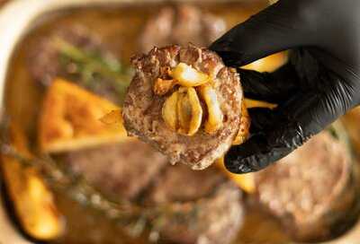 ‪luqa Restaurant & Cafe, Lounge‬