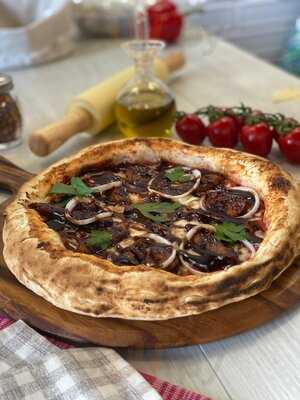 ‪alfredough Pizza‬