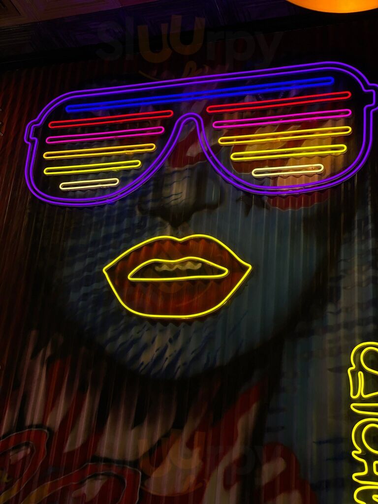 ‪catch22 Dubai Hills Mall‬