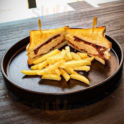 ‪desi Luscious Restaurant Jlt‬