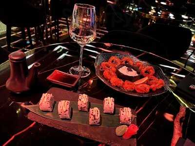 ‪virtue Lounge And Club‬