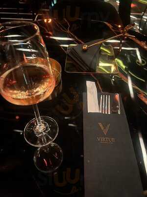‪virtue Lounge And Club‬