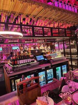 ‪mcgettigan's Dubai Science Park‬