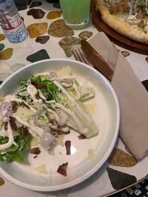 ‪risen Cafe And Artisanal Bakery, Palm Jumeirah‬