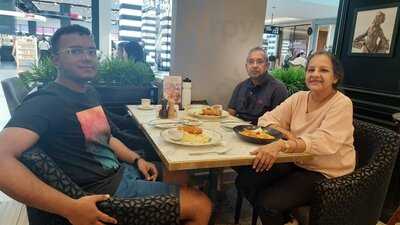 ‪pauls Dubai Hills Mall‬